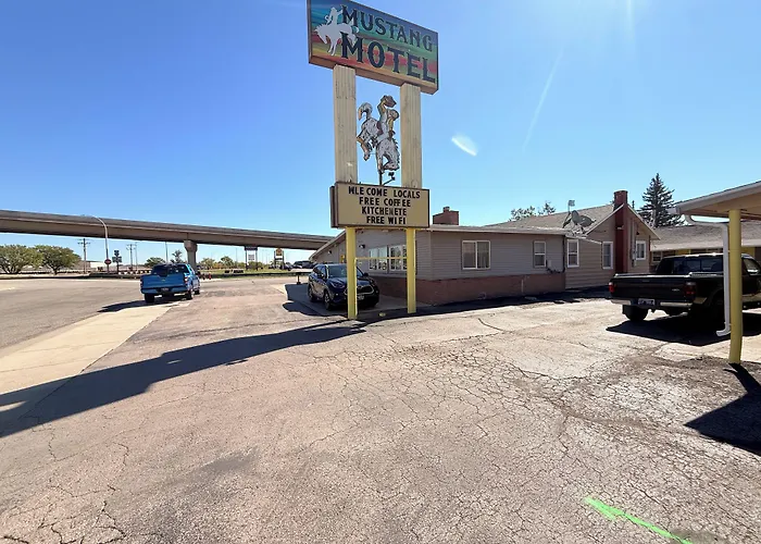 Mustang I-90 Motel